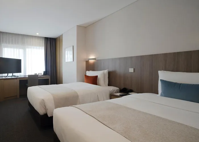 Amid Hotel
