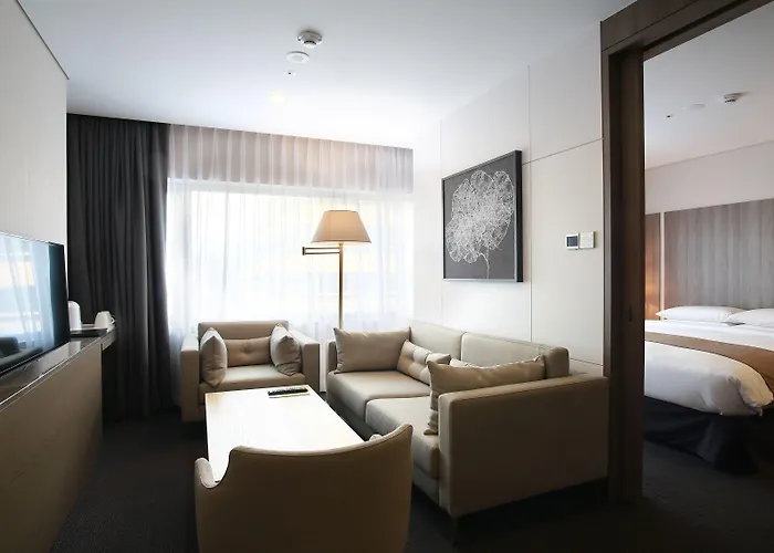 Amid Hotel