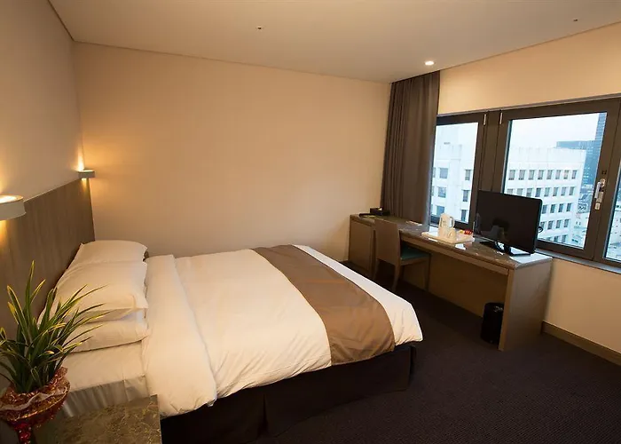 Hotel Amid 4*
